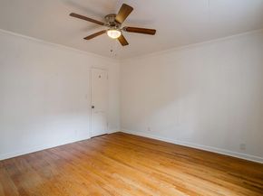 2013  Huntington Lane , Fort Worth Texas 76110
