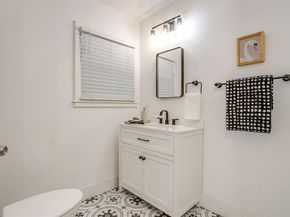 2013  Huntington Lane , Fort Worth Texas 76110