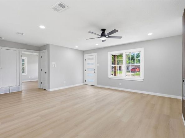 1721  Jocyle Street , Arlington Texas 76010