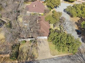 1662  Watson Road , Fort Worth Texas 76103