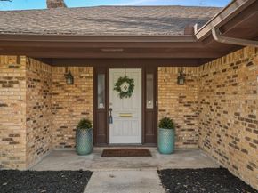 1662  Watson Road , Fort Worth Texas 76103