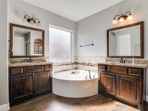 9615  Edgeway Circle , Rowlett Texas 75089