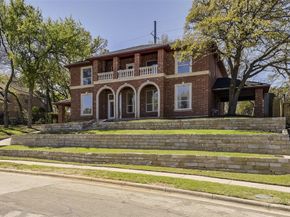2916  Forestwood Drive , Arlington Texas 76006