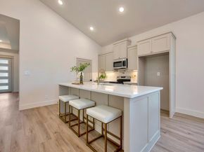 929 E Magnolia Avenue , Fort Worth Texas 76104