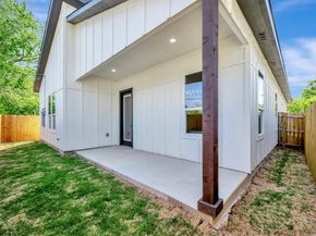 929 E Magnolia Avenue , Fort Worth Texas 76104