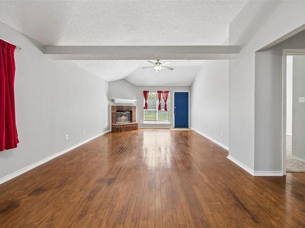 2117  Whispering Wind Street , Fort Worth Texas 76108