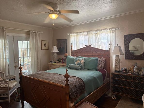 4313  El Campo Avenue , Fort Worth Texas 76107