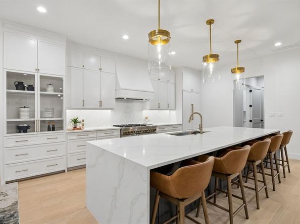 4311  Merrell Road , Dallas Texas 75229