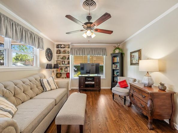 2961  Marys Lane , Fort Worth Texas 76116