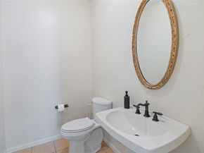 905  Silverthorne Trail , Highland Village Texas 75077