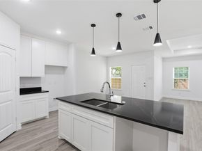 2611  Hunting Drive , Fort Worth Texas 76119