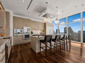 1918  Olive Street  3901, Dallas Texas 75201