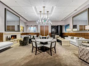 1918  Olive Street  3901, Dallas Texas 75201