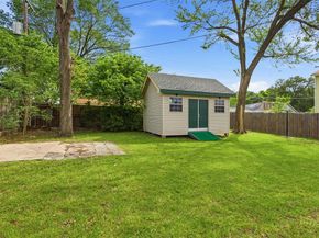 4324  Lambeth Lane , Fort Worth Texas 76103
