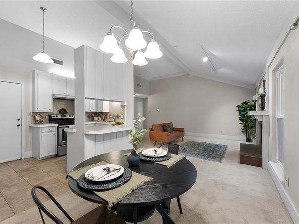 4909  Queen Court , Fort Worth Texas 76103