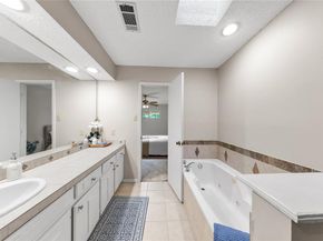4909  Queen Court , Fort Worth Texas 76103