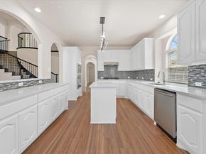2824  Pino  , Grand Prairie Texas 75054