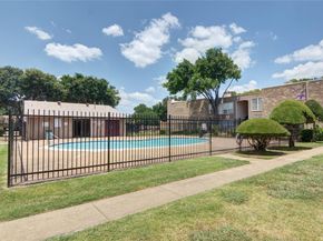 5516  Boca Raton Boulevard  321, Fort Worth Texas 76112
