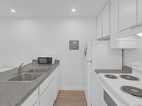 5516  Boca Raton Boulevard  321, Fort Worth Texas 76112