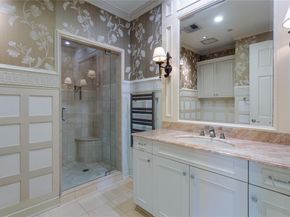 2525 N PEARL Street  903, Dallas Texas 75201