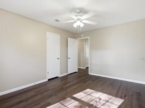 2210  Robinwood Lane , Denton Texas 76209