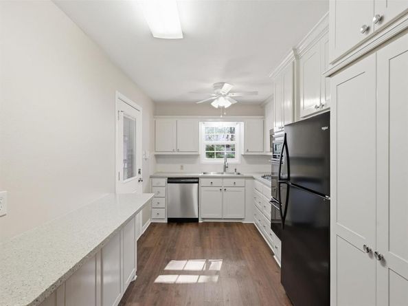 2210  Robinwood Lane , Denton Texas 76209