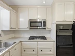 2210  Robinwood Lane , Denton Texas 76209