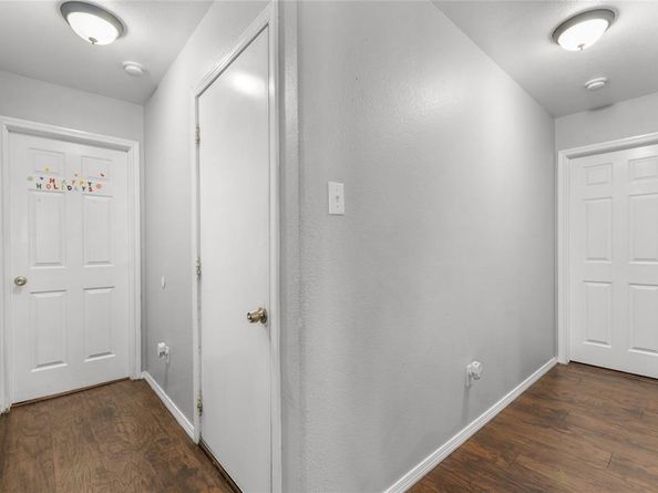 1225  Glencoe Drive , Glenn Heights Texas 75154