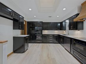 1607 N Main Street , Euless Texas 76039