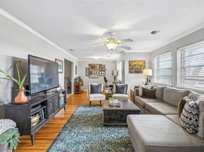 635  Classen Drive , Dallas Texas 75218