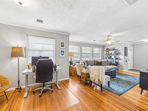 635  Classen Drive , Dallas Texas 75218