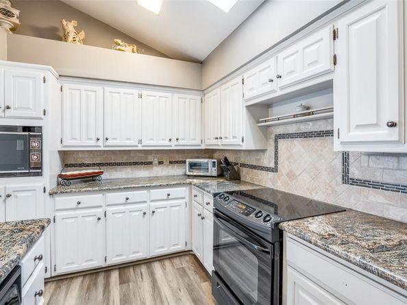 2707  Belmeade Drive , Carrollton Texas 75006