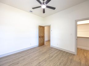820  Glen Garden  , Fort Worth Texas 76104