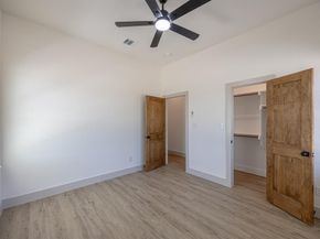 820  Glen Garden  , Fort Worth Texas 76104