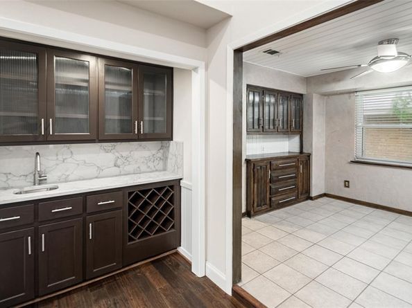 6712  Saint Anne Street , Dallas Texas 75248