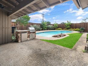 6712  Saint Anne Street , Dallas Texas 75248