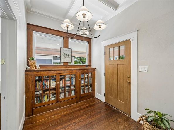 628  Woodlawn Avenue , Dallas Texas 75208