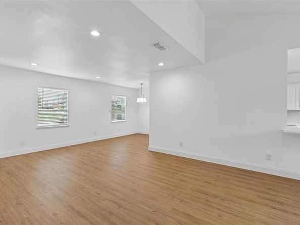 2512  Towerwood Drive , Carrollton Texas 75006