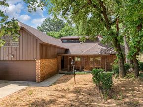 7432  Brentwood Stair Road , Fort Worth Texas 76112