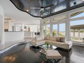 656  Timbercrest Circle , Highland Village Texas 75077