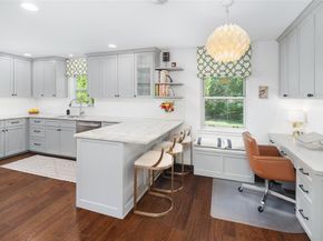 622 N Brookside Drive , Dallas Texas 75214