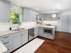 622 N Brookside Drive , Dallas Texas 75214