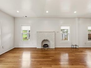 825  Thomasson Drive , Dallas Texas 75208