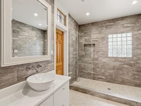 825  Thomasson Drive , Dallas Texas 75208