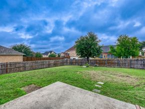 933  Ginger Trail , DeSoto Texas 75115