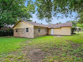 809 E Bovell Street , Crowley Texas 76036