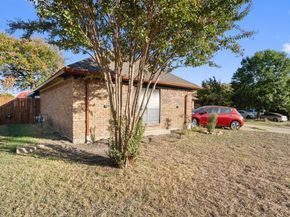 5422  Peninsula Way , Garland Texas 75043