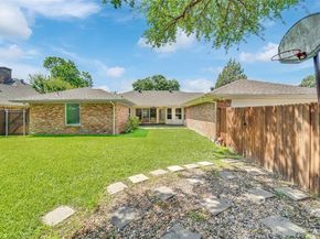 2225  Ridgewood  , Carrollton Texas 75006