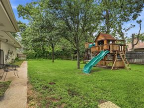 823  Ridgecrest Circle  , Denton Texas 76205