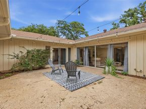 823  Ridgecrest Circle  , Denton Texas 76205